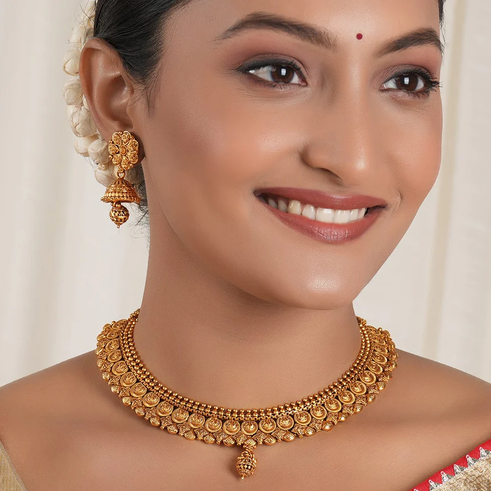 Beautiful gold necklace set - Image 2
