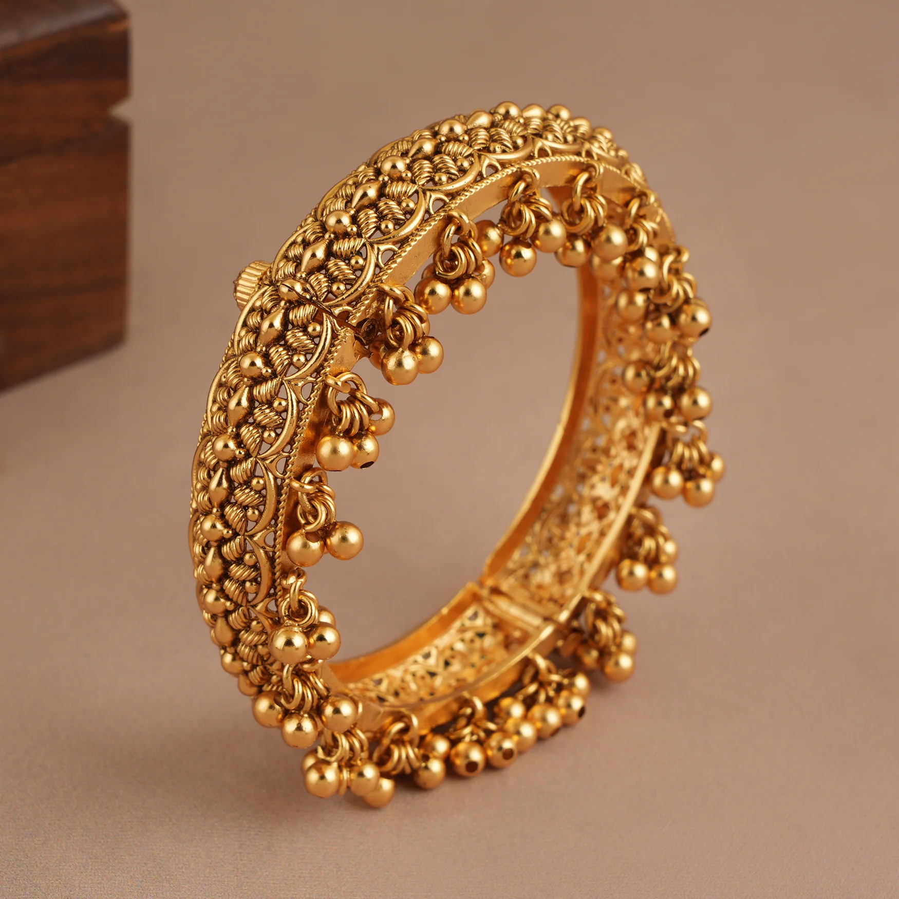 Beautiful plain antique gold ghungroo kada bangle - Image 2