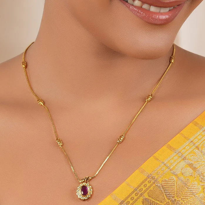 Cute antique gold ruby stone pendant set - Image 2