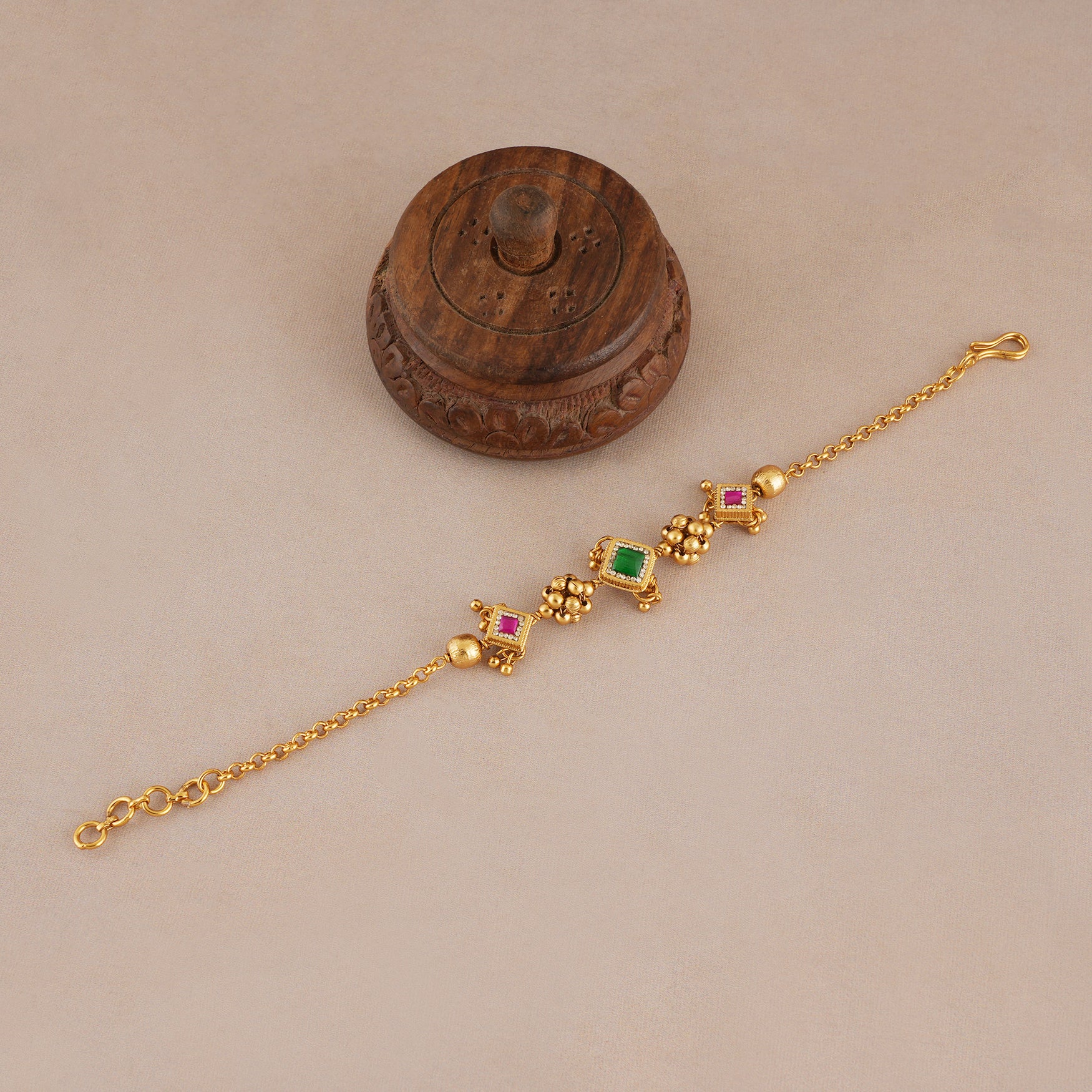 Cute sleek antique gold stone bracelet for women - Image 3