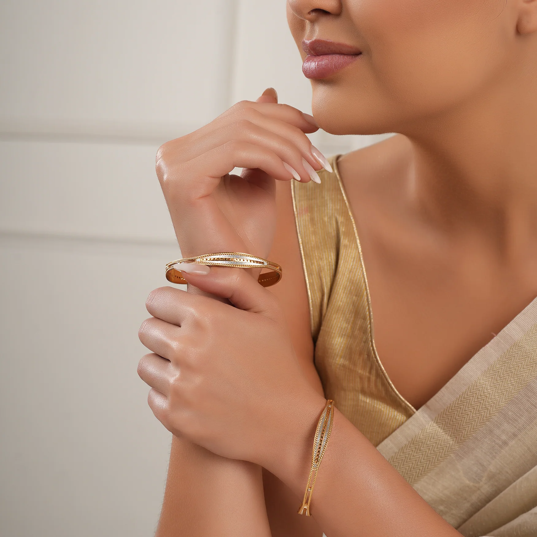 Dual tone gold plated bangle set - Image 4