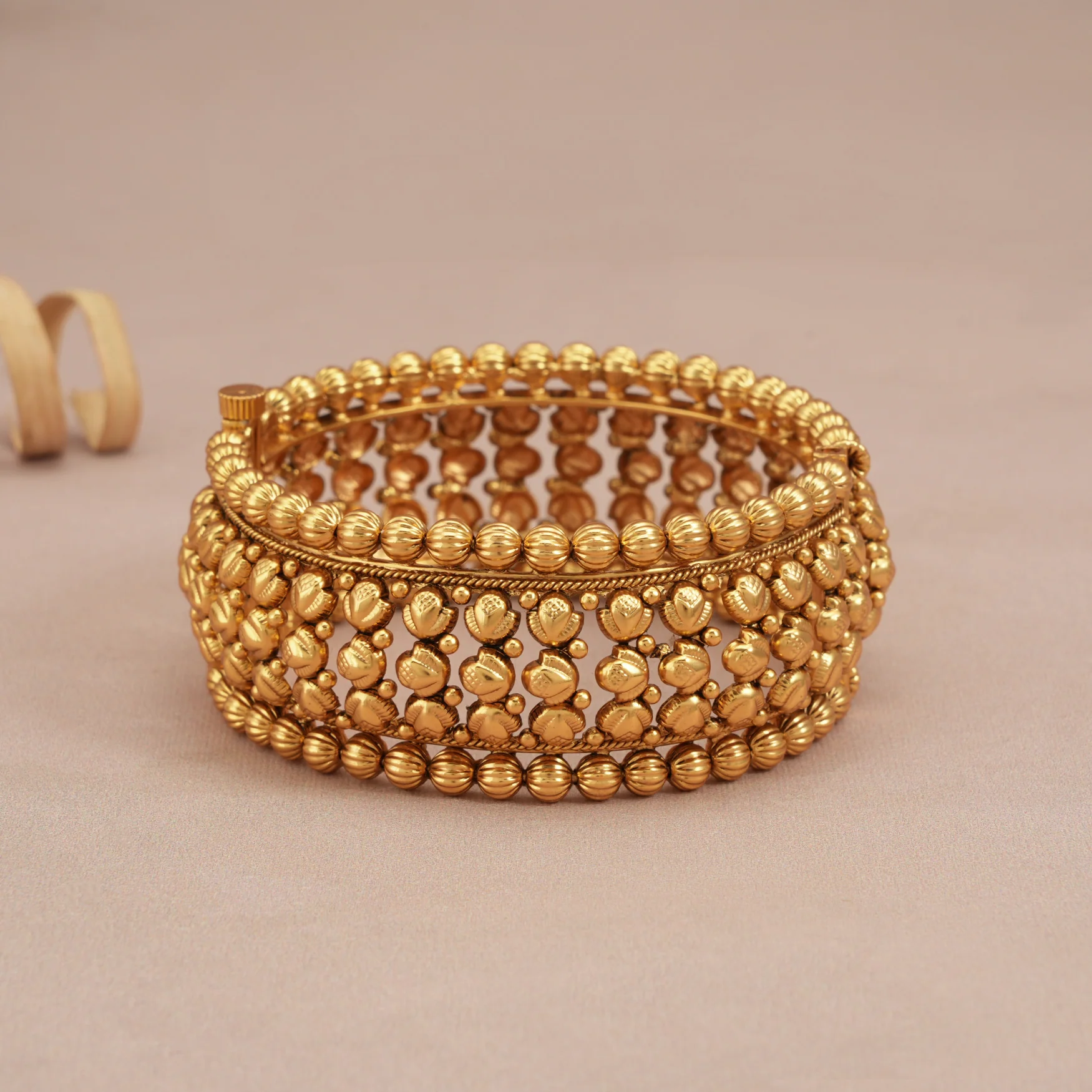 Gorgeous plain antique gold broad openable kada bangle - Image 3