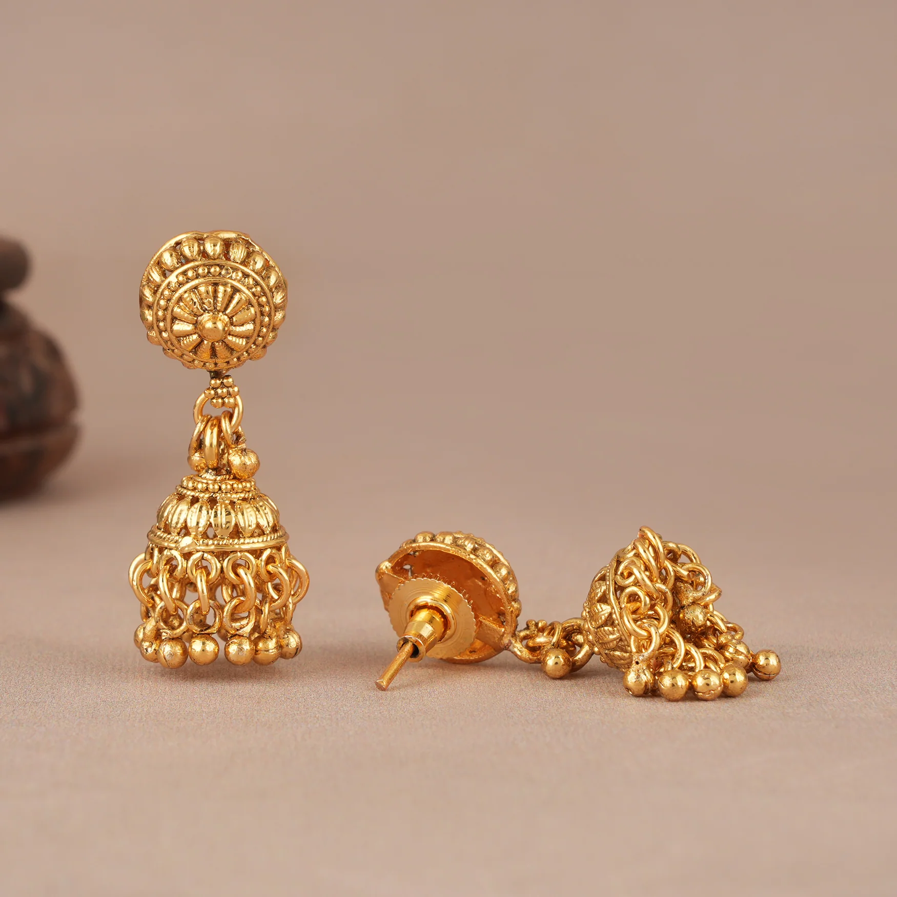 Long plain antique gold balls mala set with earring - Image 5