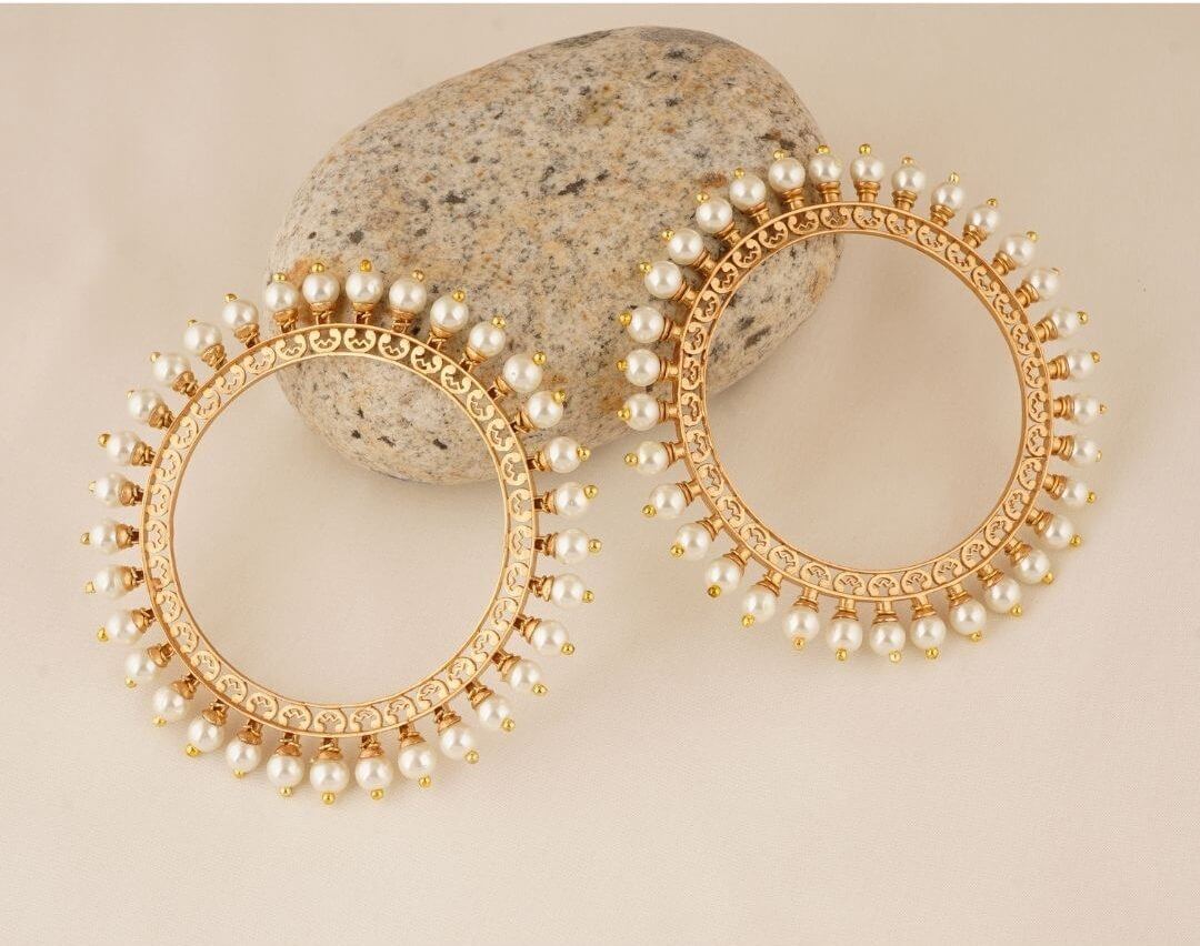 Round Pearl Gold Pacheli Bangle Set - Image 3