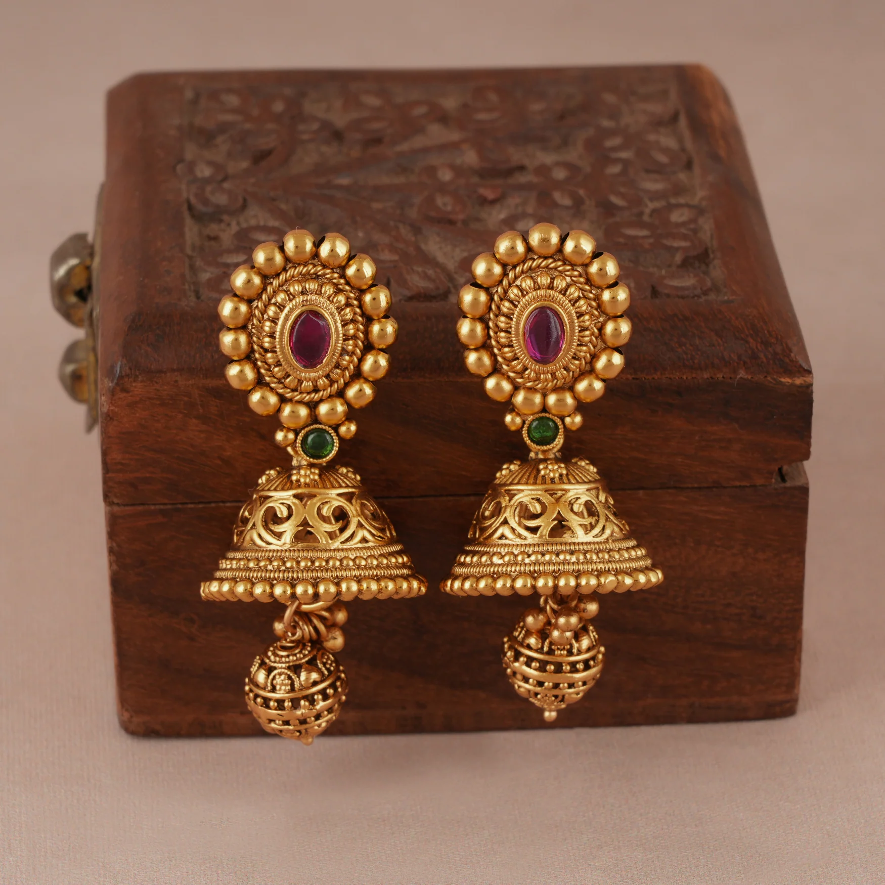 Stunning antique gold stone choker necklace set - Image 4