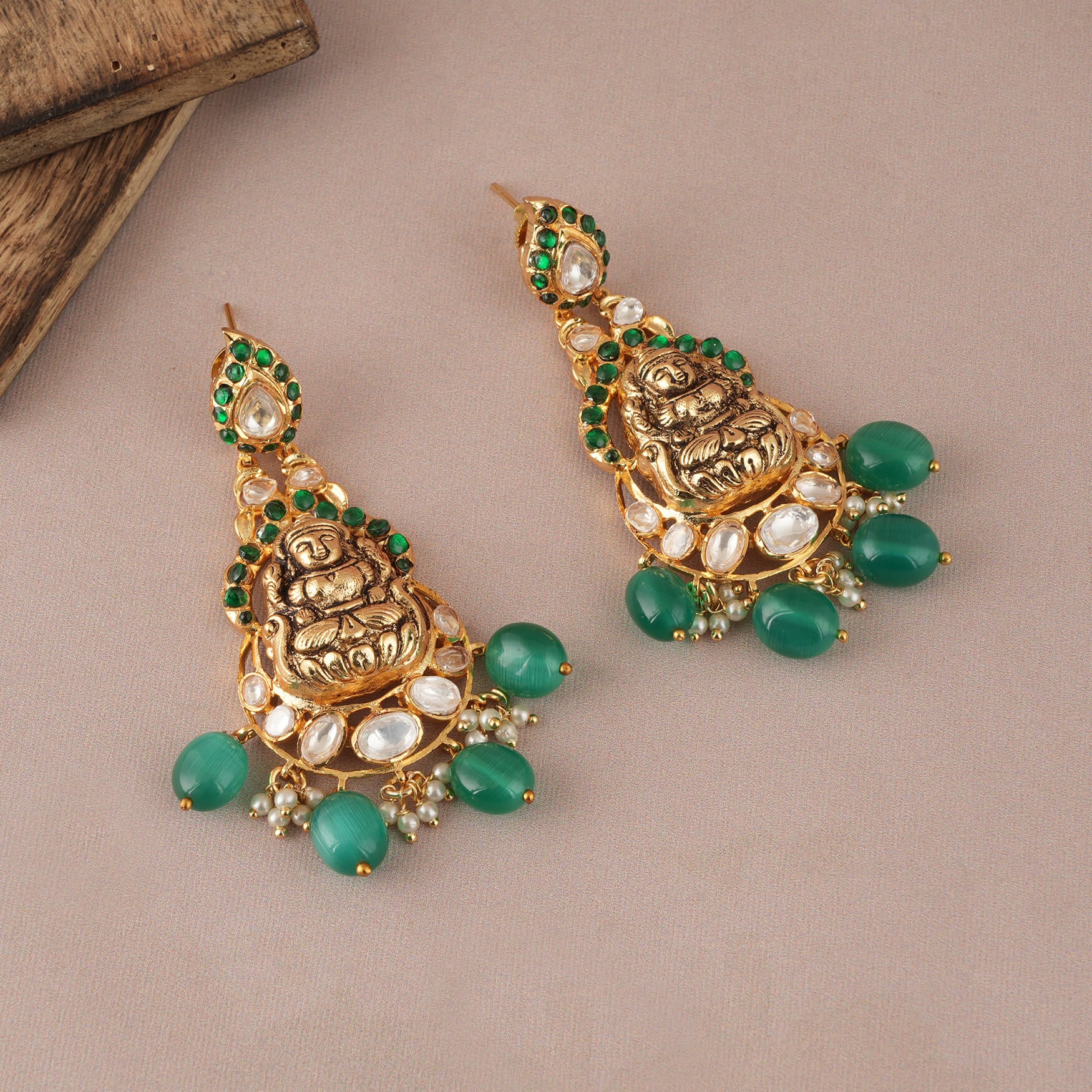 Stunning gold plated green stone kundan Maa Lakshmi necklace set - Image 3