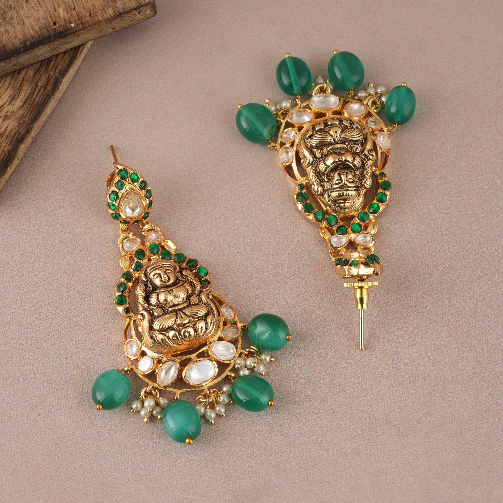 Stunning gold plated green stone kundan Maa Lakshmi necklace set - Image 4