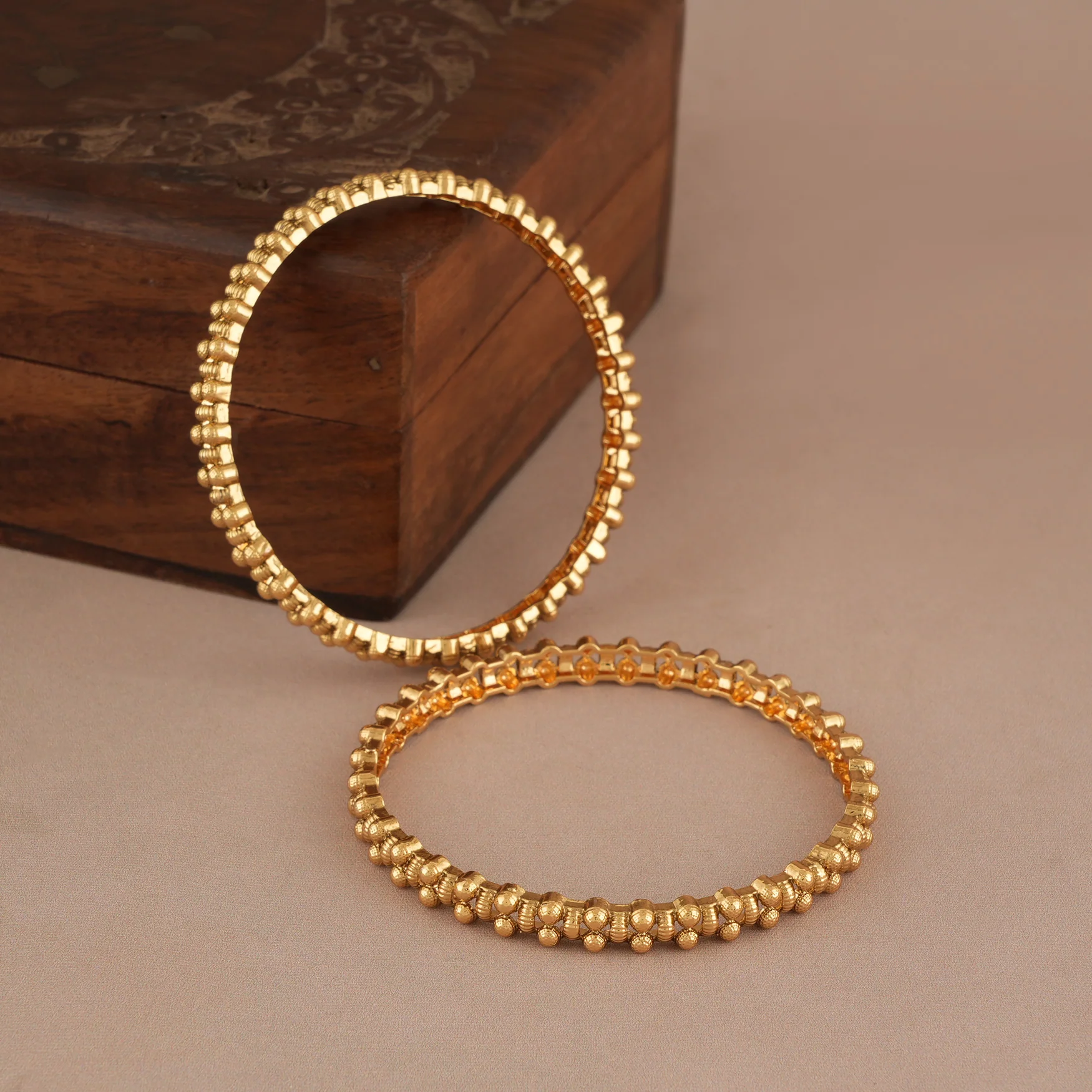 Stunning plain antique gold bangle set for women - Image 4